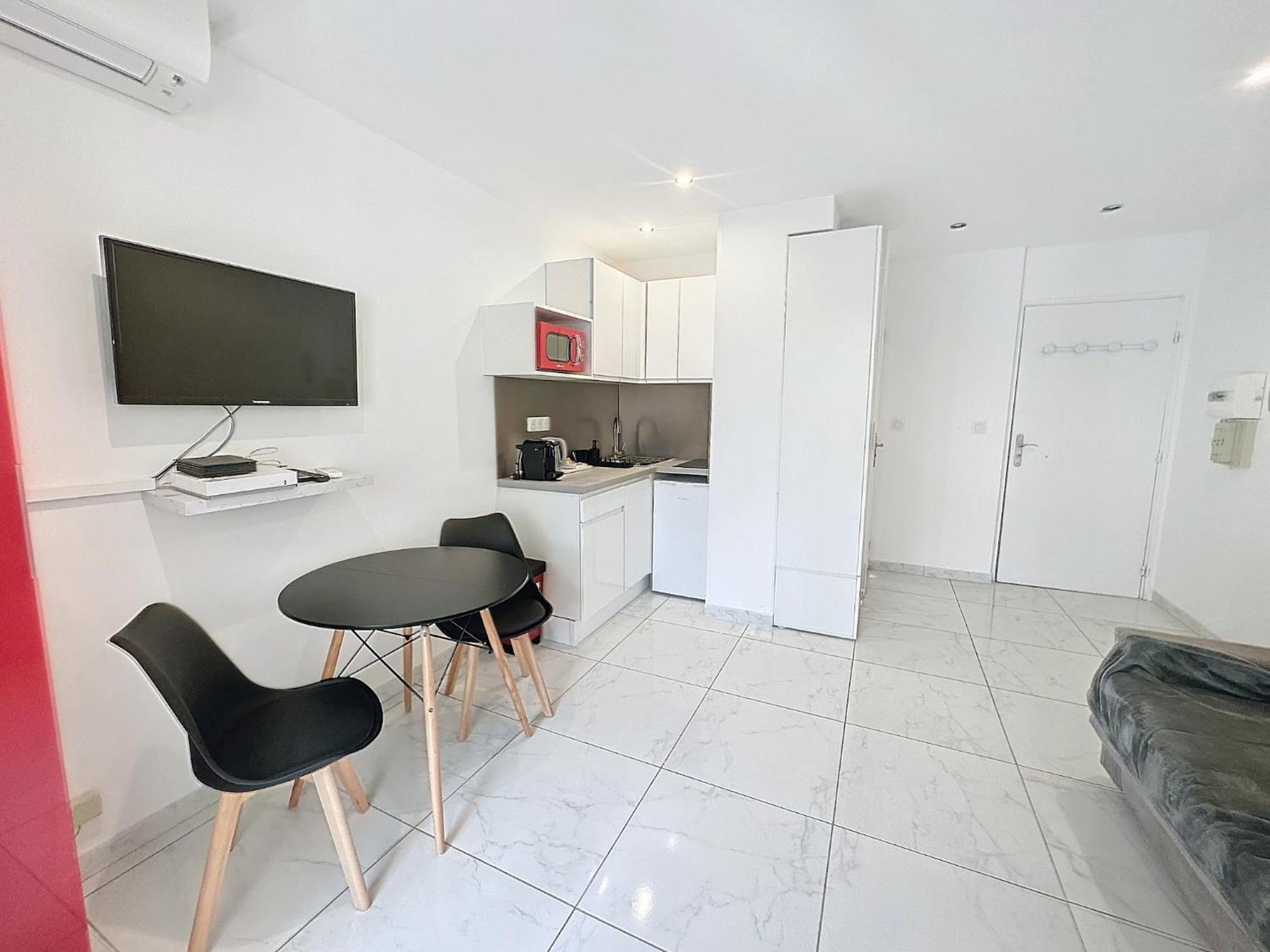 Superbe Studio Terrasse Centre Ville Et Plages A Pieds Cannes Exterior foto